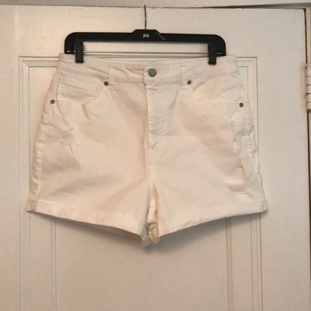 Women’s denim jean short